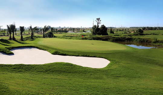 Parichat International Golf Links Photos